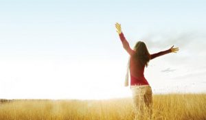woman free spirit field